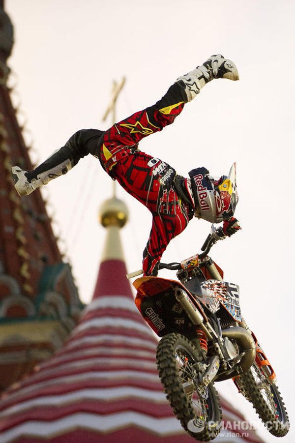 Flying motorbikes at Red Bull X-Fighters World Tour Flying motorbikes at Red Bull X-Fighters World Tour - Sputnik International