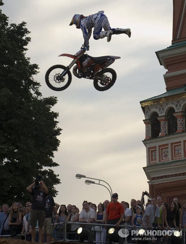 Flying motorbikes at Red Bull X-Fighters World Tour Flying motorbikes at Red Bull X-Fighters World Tour - Sputnik International