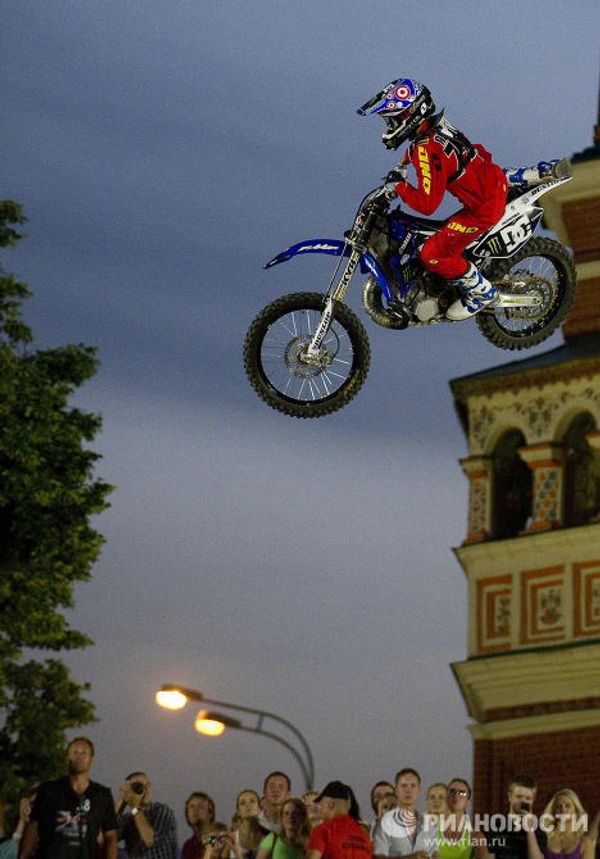Flying motorbikes at Red Bull X-Fighters World Tour Flying motorbikes at Red Bull X-Fighters World Tour - Sputnik International