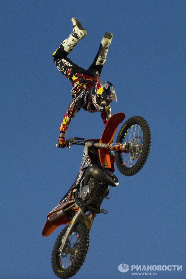Flying motorbikes at Red Bull X-Fighters World Tour Flying motorbikes at Red Bull X-Fighters World Tour - Sputnik International