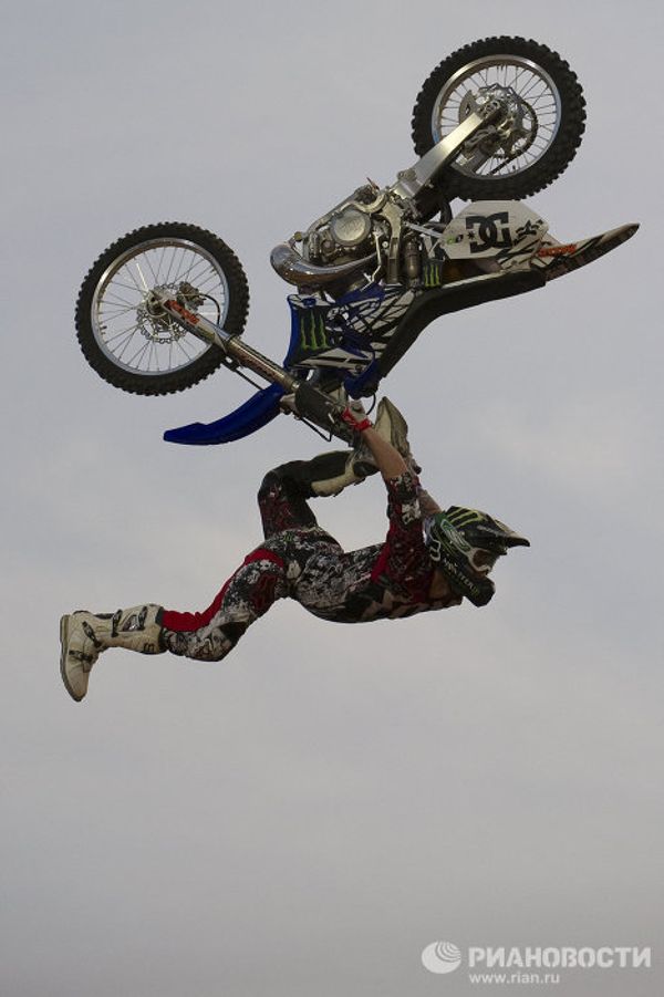 Flying motorbikes at Red Bull X-Fighters World Tour Flying motorbikes at Red Bull X-Fighters World Tour - Sputnik International