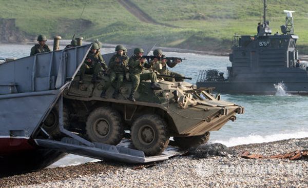 Russian naval infantry at Vostok-2010 military exercises Russian naval infantry at Vostok-2010 military exercises - Sputnik International