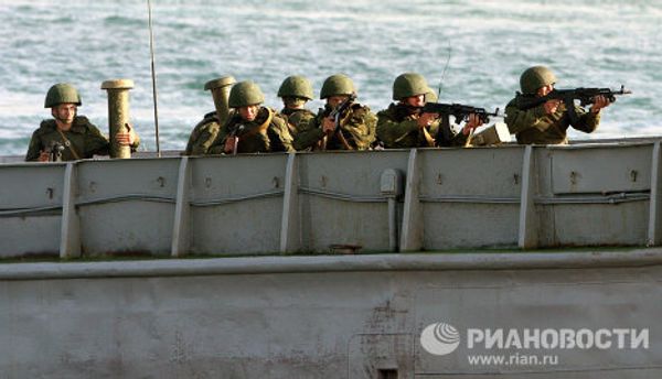 Russian naval infantry at Vostok-2010 military exercises Russian naval infantry at Vostok-2010 military exercises - Sputnik International