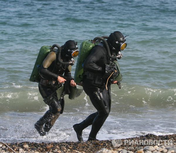 Russian naval infantry at Vostok-2010 military exercises Russian naval infantry at Vostok-2010 military exercises - Sputnik International