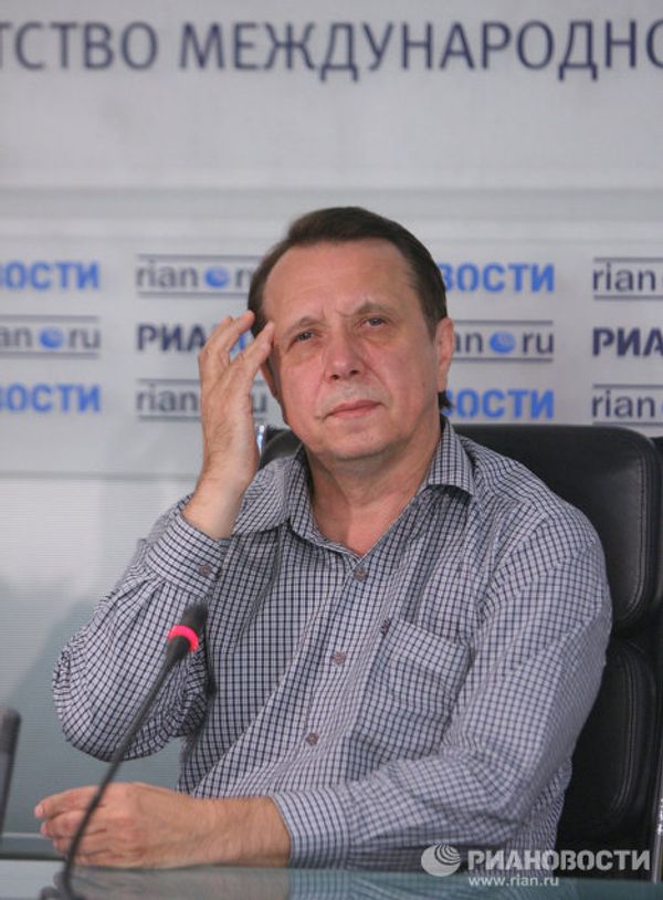 Russian pianist accused of child sex abuse in Thailand arrives in Moscow Russian pianist accused of child sex abuse in Thailand arrives in Moscow - Sputnik International