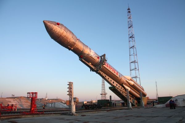 Russia's Proton-M carrier rocket launched from the Baikonur space center - Sputnik International