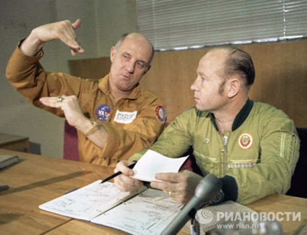 The U.S.-Soviet Apollo-Soyuz Test Project - Sputnik International