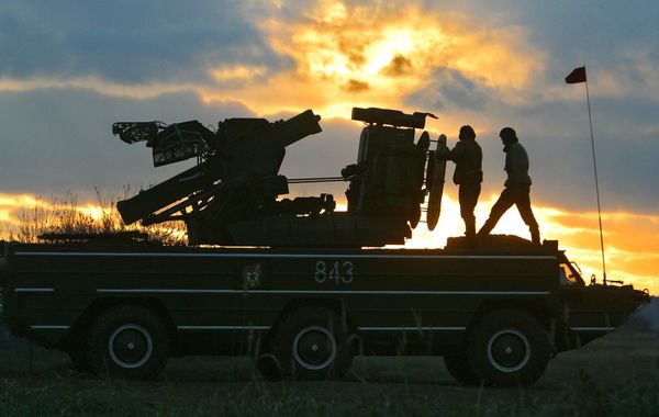 Russia hopes to make $9.5 bln in 2011 arms sales Russia hopes to make $9.5 bln in 2011 arms sales - Sputnik International