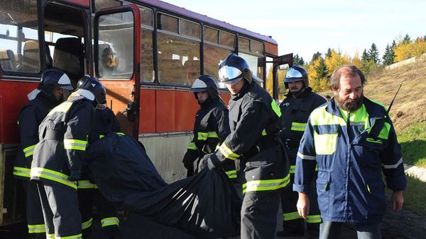 Death toll rises to 11 in South Ossetia bus crash - Sputnik International