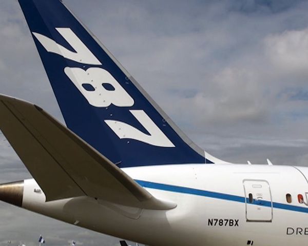 The Dreamliner completes its first transatlantic flight to Farnborough 2010 - Sputnik International