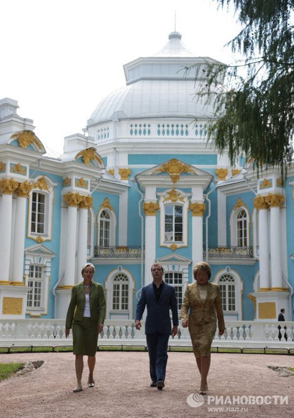Dmitry Medvedev in newly restored Tsarskoye Selo Dmitry Medvedev in newly restored Tsarskoye Selo - Sputnik International