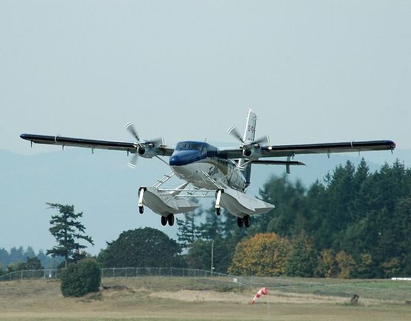 Twin Otter Series 400 C-FDHT - Sputnik International