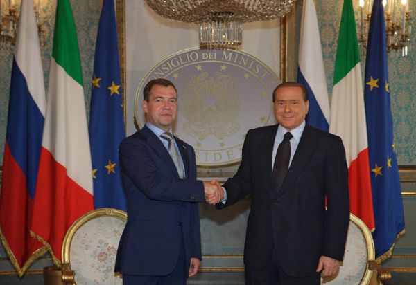 Dmitry Medvedev and Silvio Berlusconi  - Sputnik International