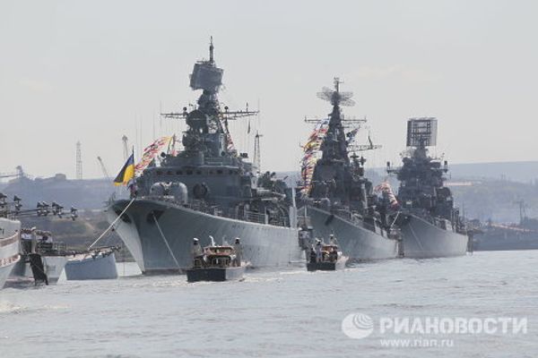 Russian Navy Day celebrations in Baltiysk, Vladivostok and Sevastopol - Sputnik International