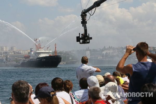 Russian Navy Day celebrations in Baltiysk, Vladivostok and Sevastopol - Sputnik International