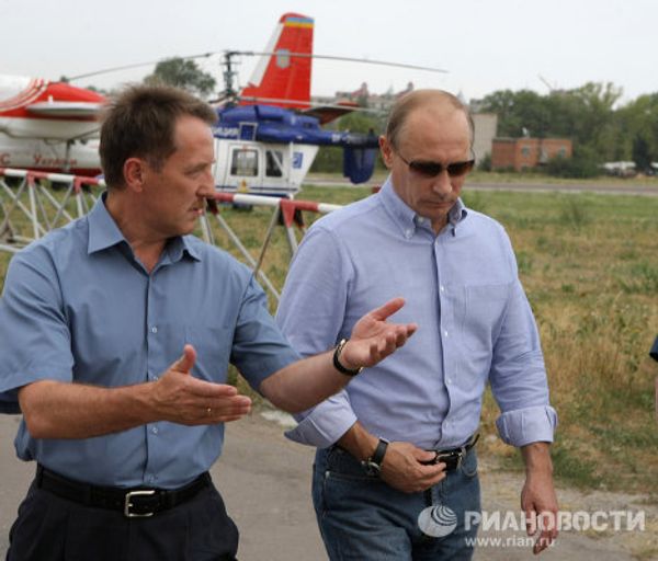 Putin visits area devastated by wildfires in the Voronezh Region  - Sputnik International