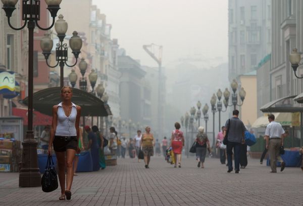 Moscow wakes up to smog-free skies after toxic Wednesday Moscow wakes up to smog-free skies after toxic Wednesday - Sputnik International