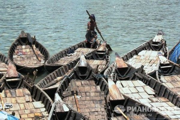 Boats and rickshaws in Dhaka - Sputnik International