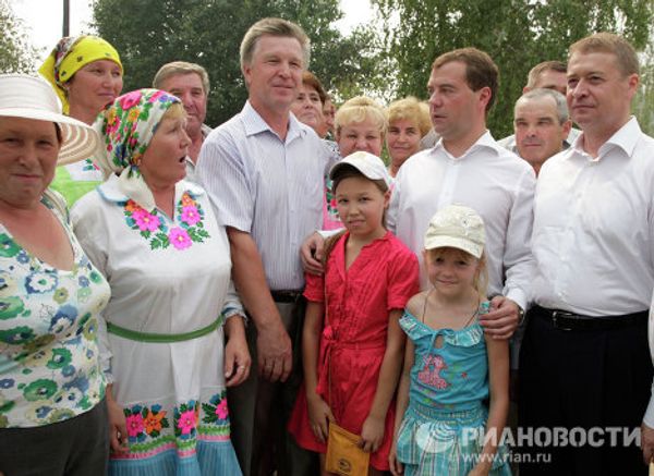 President Medvedev visits drought-hit Russian republic Mari El  - Sputnik International