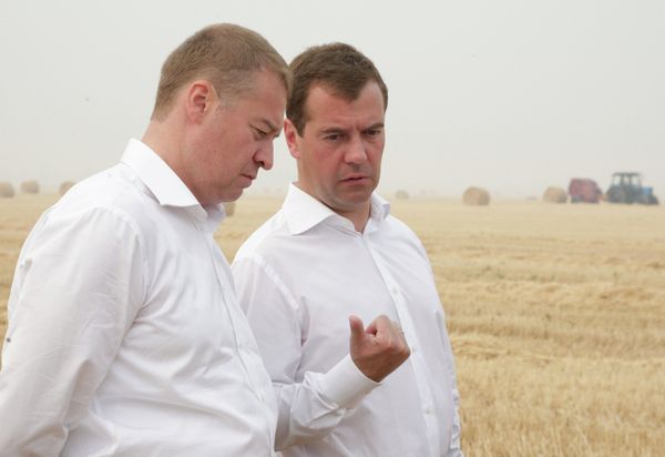 President Medvedev visits drought-hit Russian republic Mari El  - Sputnik International