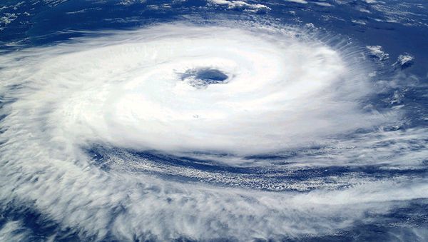 As a rule, such disastrous events [tornadoes and hurricanes] take place when weather changes dramatically - Sputnik International