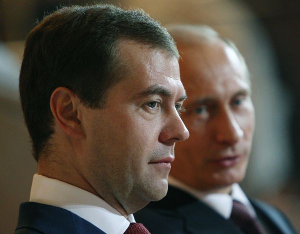 Russian President Dmitry Medvedev and Prime Minister Vladimir Putin Russian President Dmitry Medvedev and Prime Minister Vladimir Putin - Sputnik International