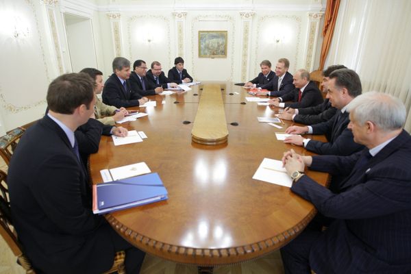 Putin discusses Russia's World Cup bid with a FIFA delegation in Moscow - Sputnik International