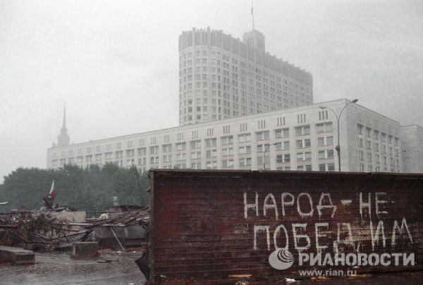 Tanks and barricades on Moscow’s streets: August 19, 1991 Tanks and barricades on Moscow’s streets: August 19, 1991 - Sputnik International