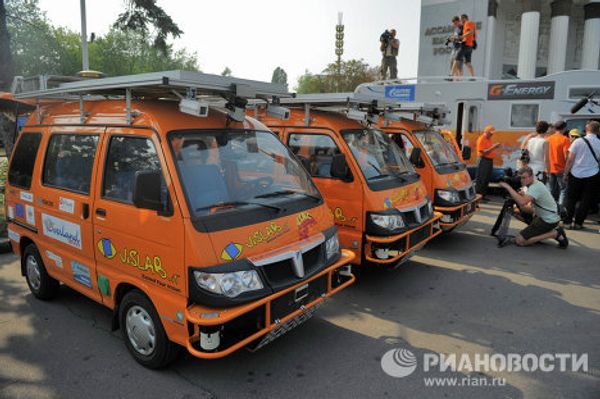 Driverless Italian electric cars in Moscow Driverless Italian electric cars in Moscow - Sputnik International