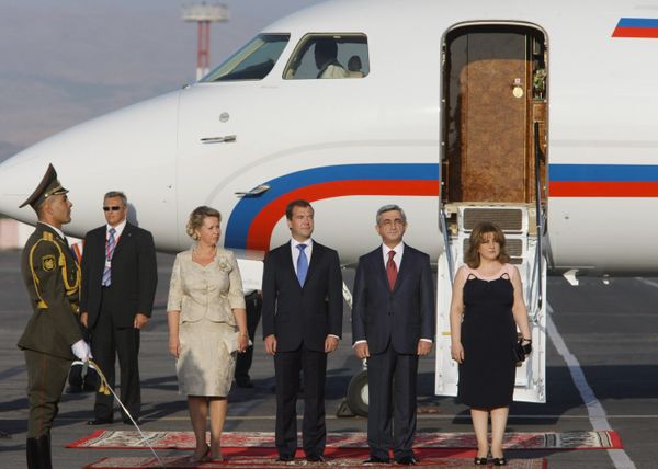 Armenia plans to begin building the new nuclear power unit, with a capacity of 1000WT, in 2011 - Sputnik International
