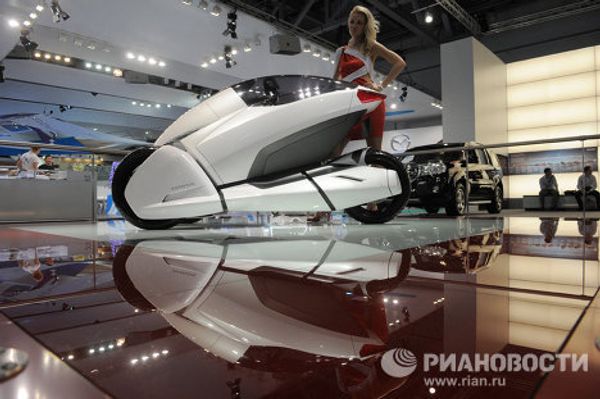Lada with GLONASS and other news at Moscow International Auto Show Lada with GLONASS and other news at Moscow International Auto Show - Sputnik International