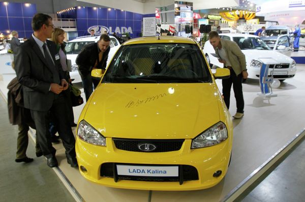 Putin’s Lada Kalina Sport  - Sputnik International