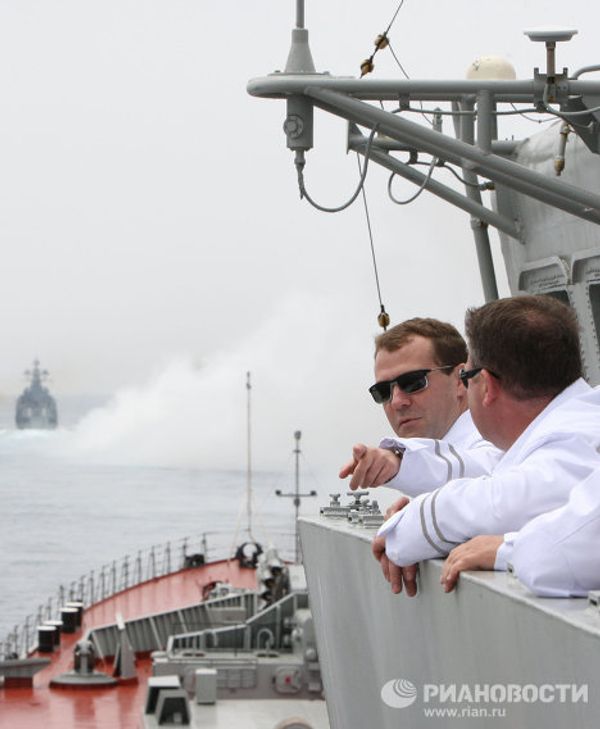 Dmitry Medvedev’s Summer 2010 Dmitry Medvedev’s Summer 2010 - Sputnik International