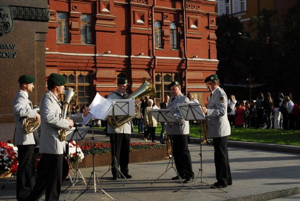 The Spasskaya Tower military tattoo behind the scene - Sputnik International