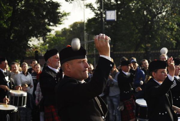 The Spasskaya Tower military tattoo behind the scene - Sputnik International