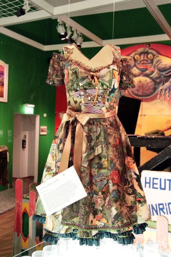 Traditional Bavarian costumes at Oktoberfest - Sputnik International