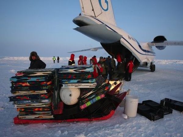 Barneo Base – an Arctic town on ice Barneo Base – an Arctic town on ice - Sputnik International