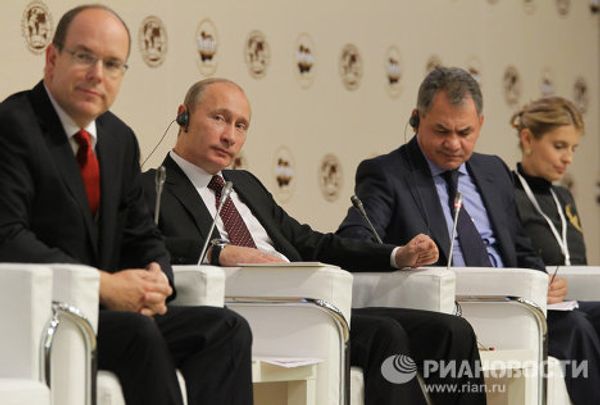 Vladimir Putin at the Arctic Forum Vladimir Putin at the Arctic Forum - Sputnik International