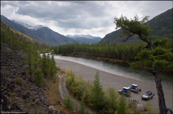 Trip to Baikal, from Bratsk hydroelectric power station to wild places  - Sputnik International