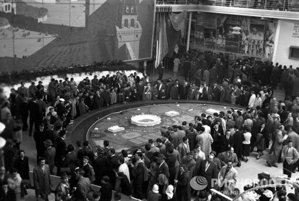 Russia’s Expo pavilions: Soviet records and unusual excitement Russia’s Expo pavilions: Soviet records and unusual excitement - Sputnik International