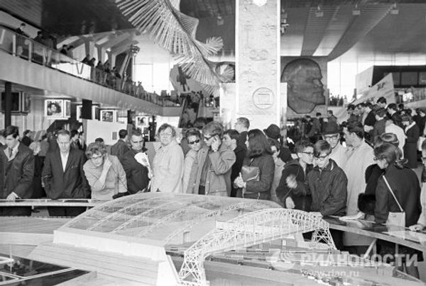 Russia’s Expo pavilions: Soviet records and unusual excitement Russia’s Expo pavilions: Soviet records and unusual excitement - Sputnik International