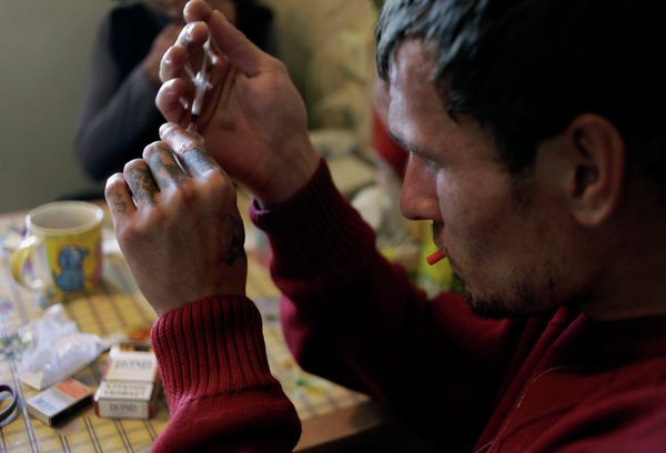 Injecting drugs is the major cause of the spread of HIV in Russia. The Russian government estimates that as of 2009 more than 530,000 people are living with HIV. But the actual number is estimated to be double that amount. - Sputnik International