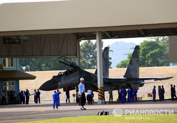 Sukhoi delivers last three Su-30 fighters to Indonesia - Sputnik International
