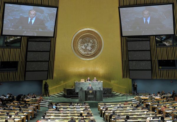 Russia to propose UN General Assembly resolution on arms cuts - Sputnik International