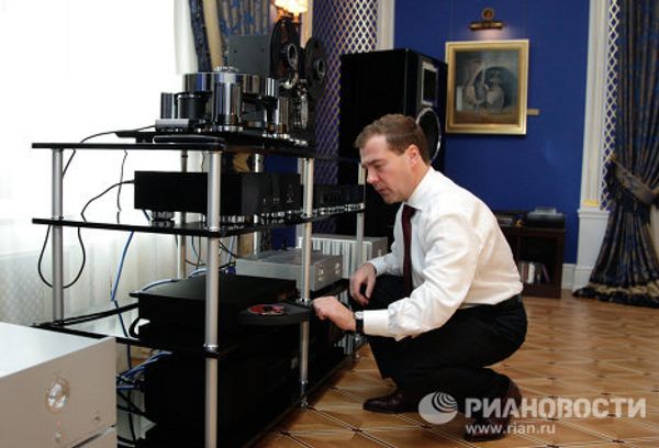 Putin and Medvedev’s lunch-time chat - Sputnik International
