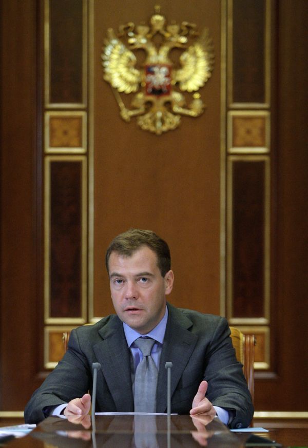 Russia's Medvedev congratulates German leaders on Unity Day - Sputnik International