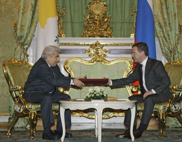 Fifteen documents are to be signed following the talks between Dmitry Medvedev and Dimitris Christofias. - Sputnik International