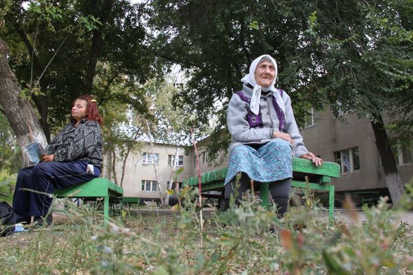 The retirement age in Russia is much lower than in other European countries - men are entitled to retire at 60 and women at 55. - Sputnik International