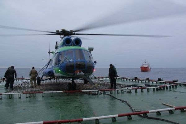 Two Russian research vessels meet in Laptev sea - Sputnik International