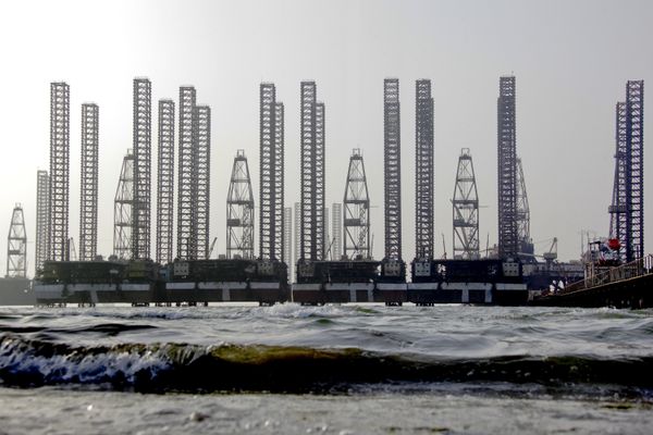 LUKoil to invest over $16 bln in North Caspian deposits - Sputnik International